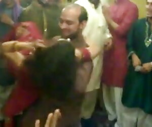 বড় নতুন বাংলা চুদাচুদি ভিডিও সুন্দরী মহিলা